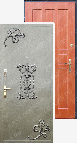 Металлическая дверь с кованным орнаментом
